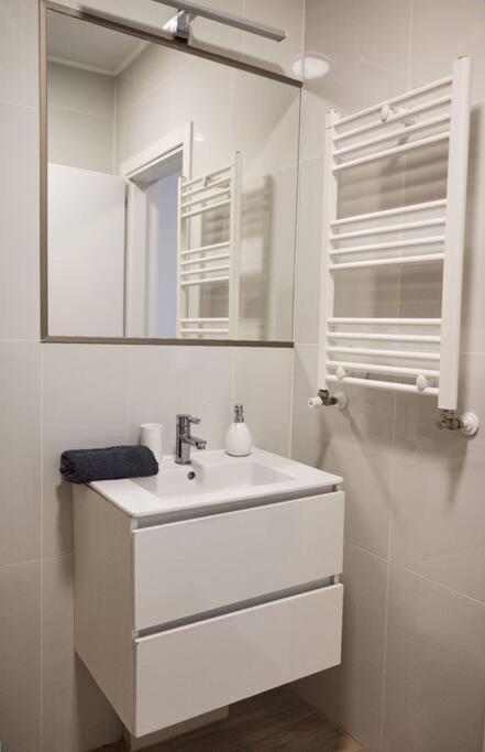 Eliza'S Apartment By Oasis Homes Gran Varadino Esterno foto
